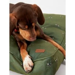 Joules Bee Print Dog Mattress -ROYAL CANIN Shop I9637424 en 08