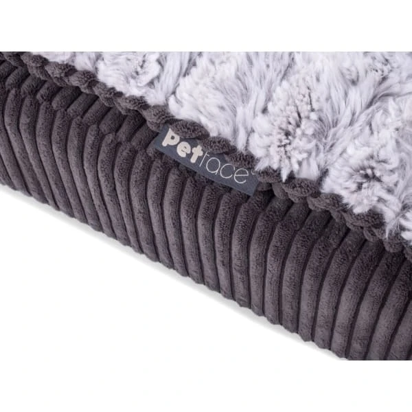 Petface Ultimate Luxury Memory Foam Dog Bed 3 Petface Ultimate Luxury Memory Foam Dog Bed - Image 3